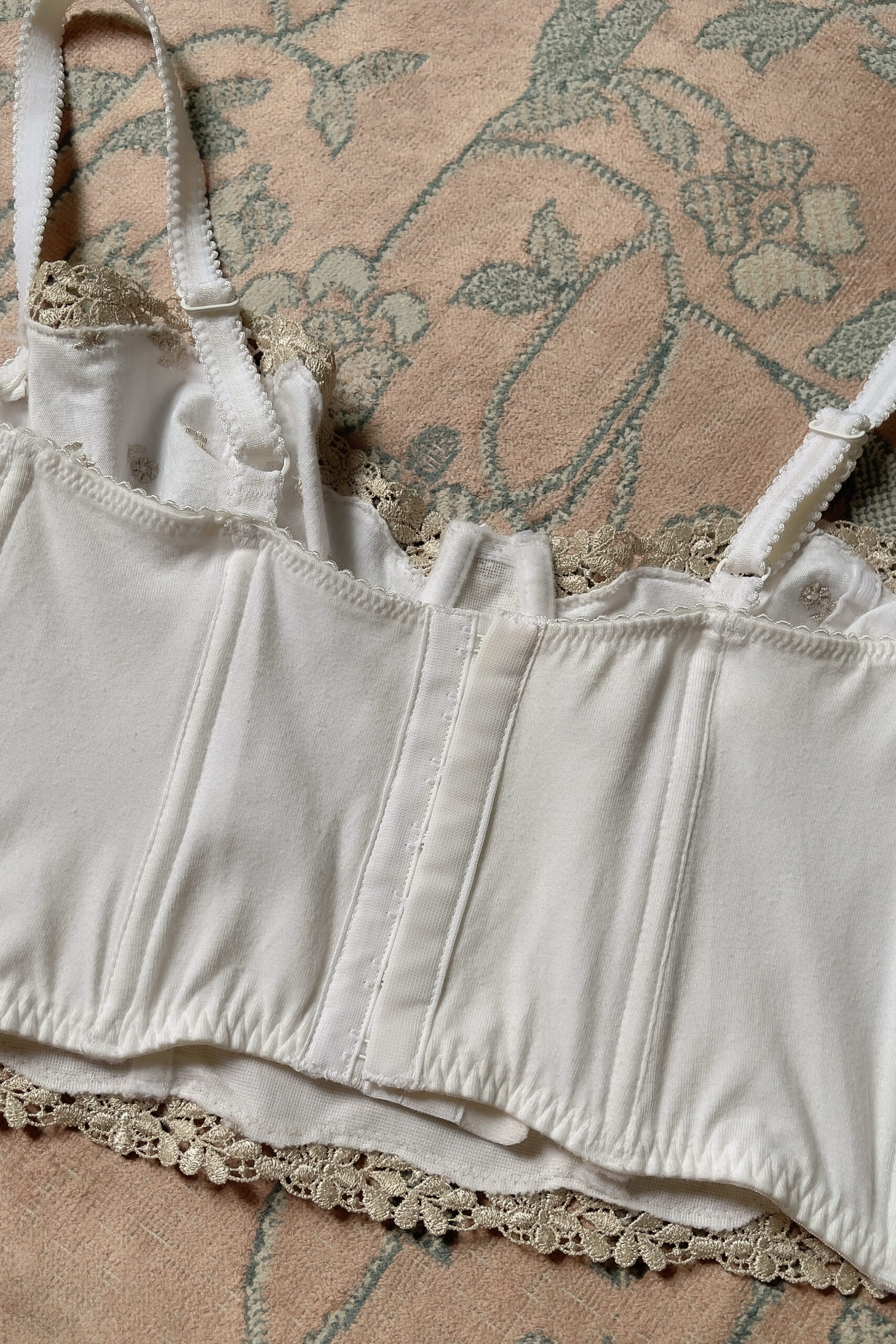 Vintage 1990s White Cotton Embroidered Bustier (34B) - Image 10