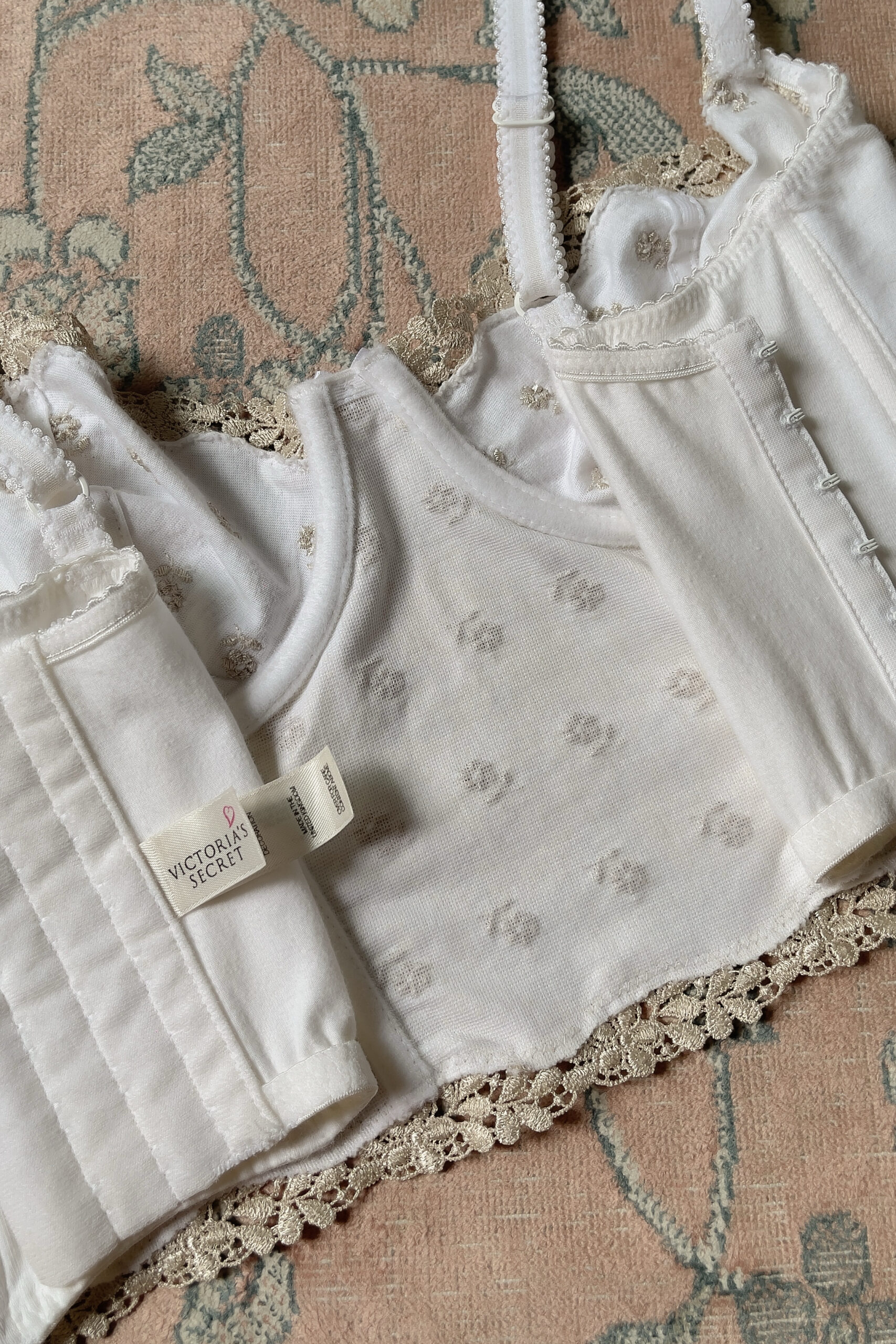 Vintage 1990s White Cotton Embroidered Bustier (34B) - Image 12