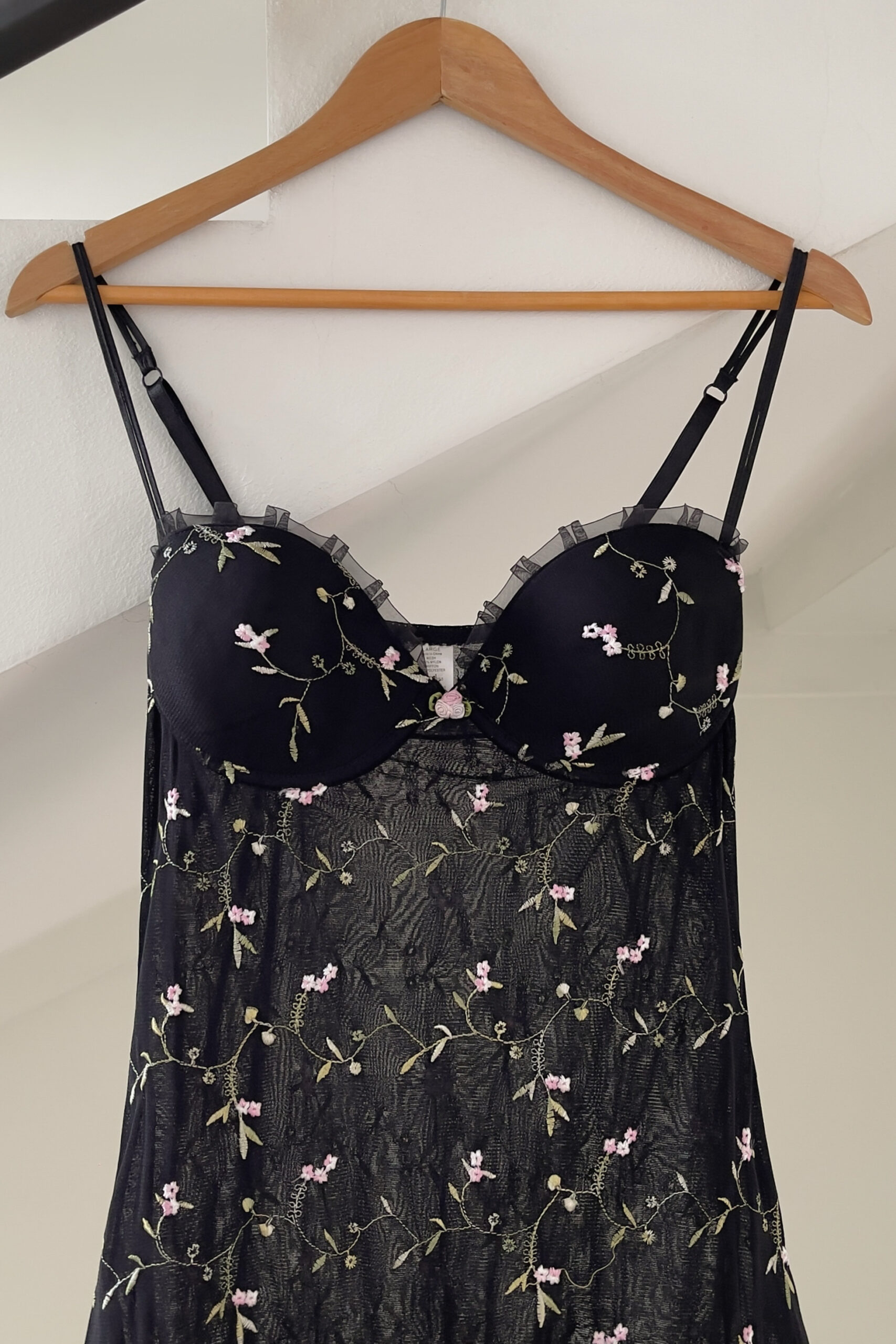 Romantic Black Floral Embroidered Mesh Slip Dress (M–L) - Image 4