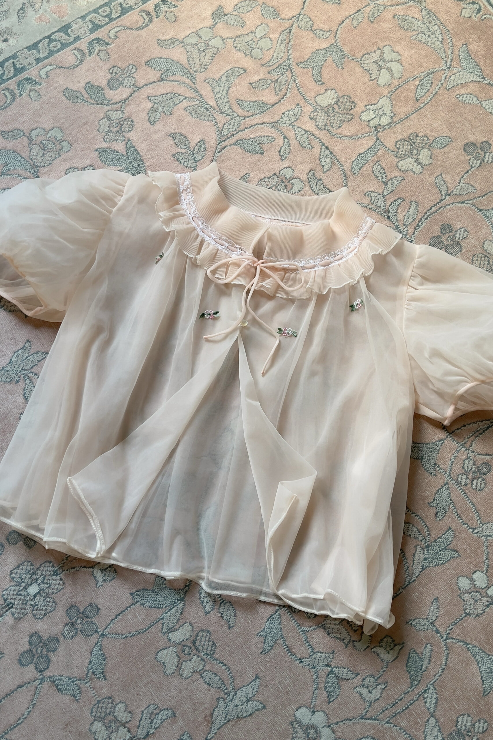 Vintage 1960s Peach Nylon Chiffon Bed Jacket (S–M) - Image 2