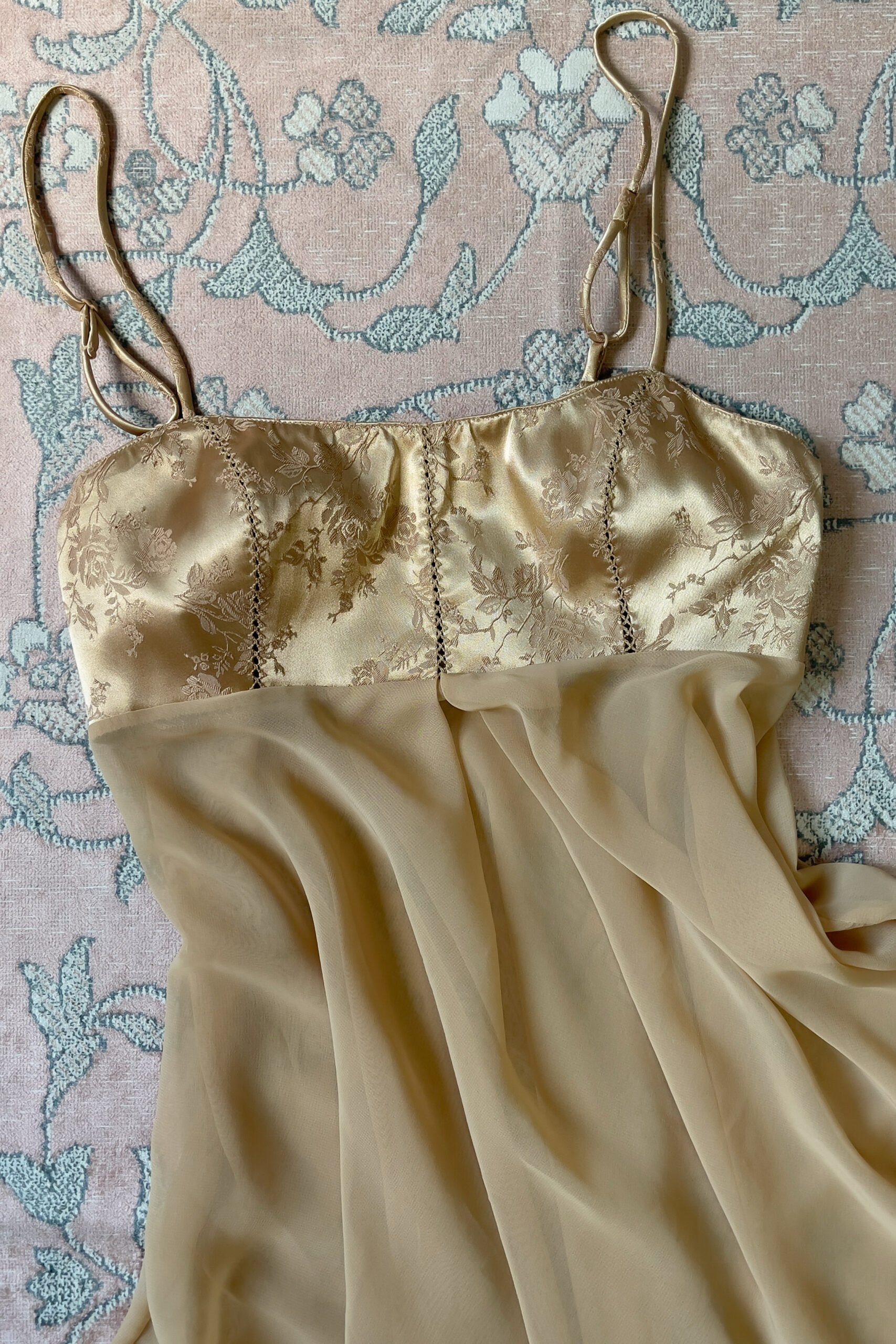 Vintage 1990s Champagne-Gold Jacquard & Chiffon Slip Dress (XS) - Image 9