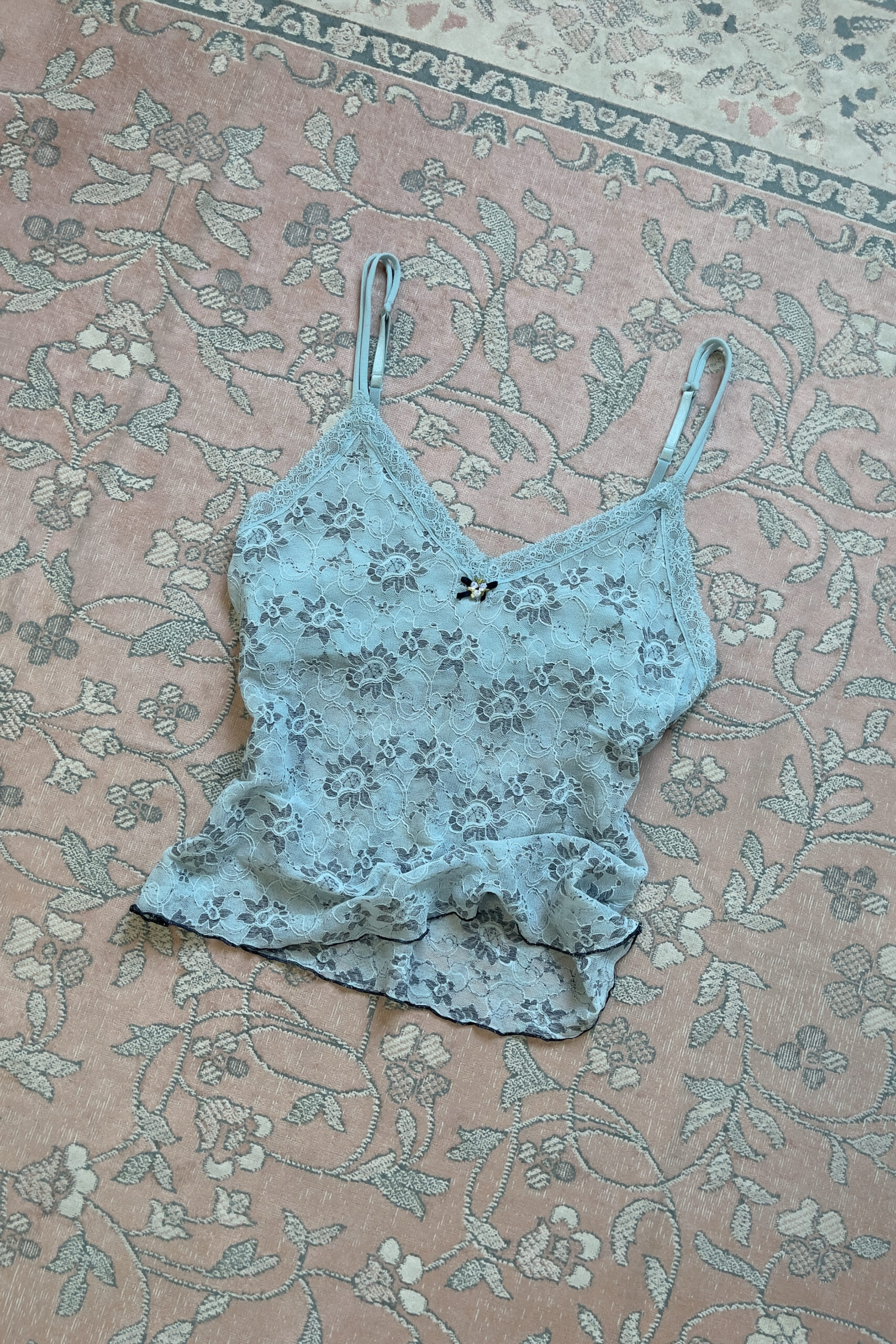 Vintage Dusty Blue Floral Mesh Lace Camisole (M–L) - Image 3