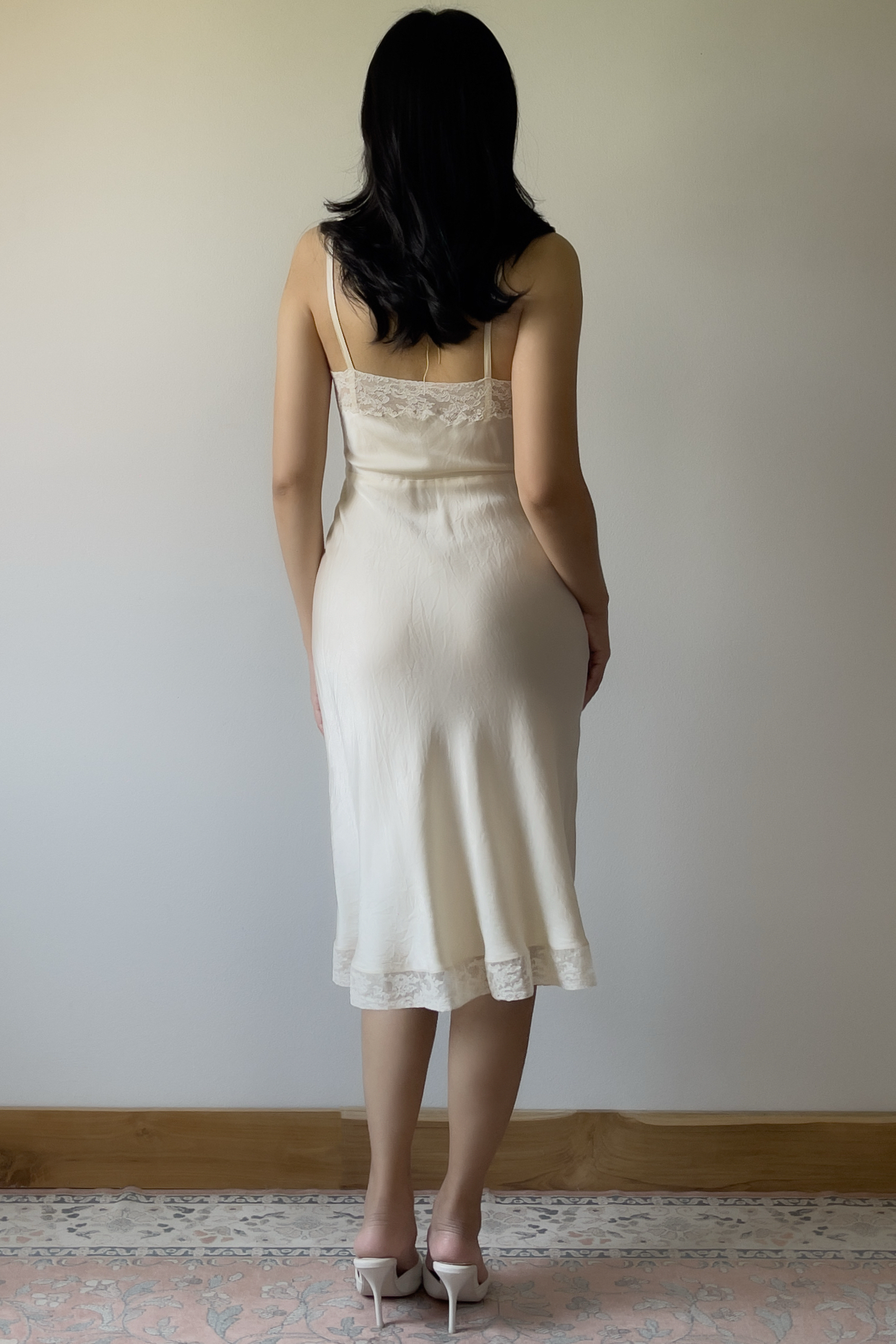 Vintage 1940s Ivory Silk Slip Dress (XS) - Image 6