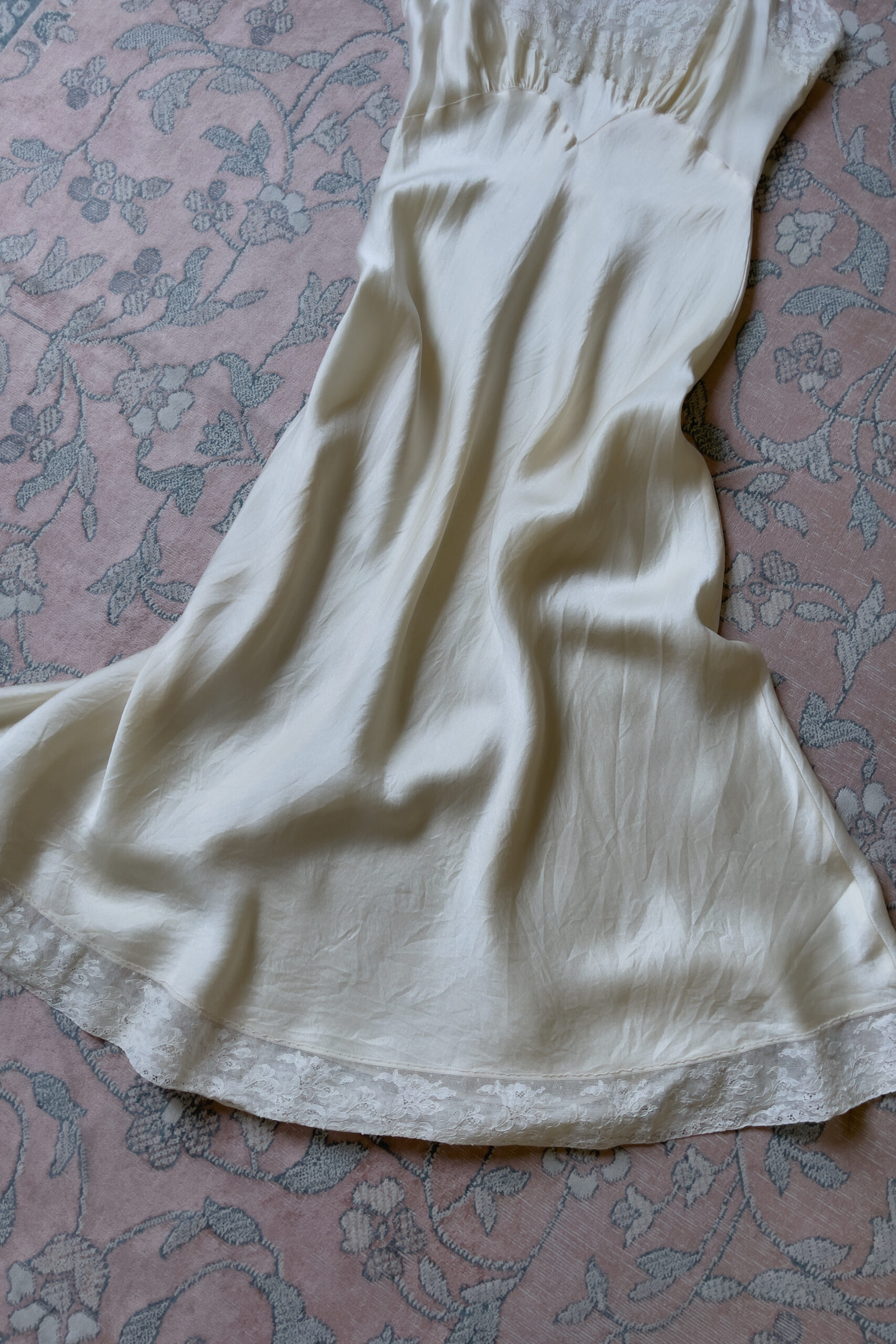 Vintage 1940s Ivory Silk Slip Dress (XS) - Image 9