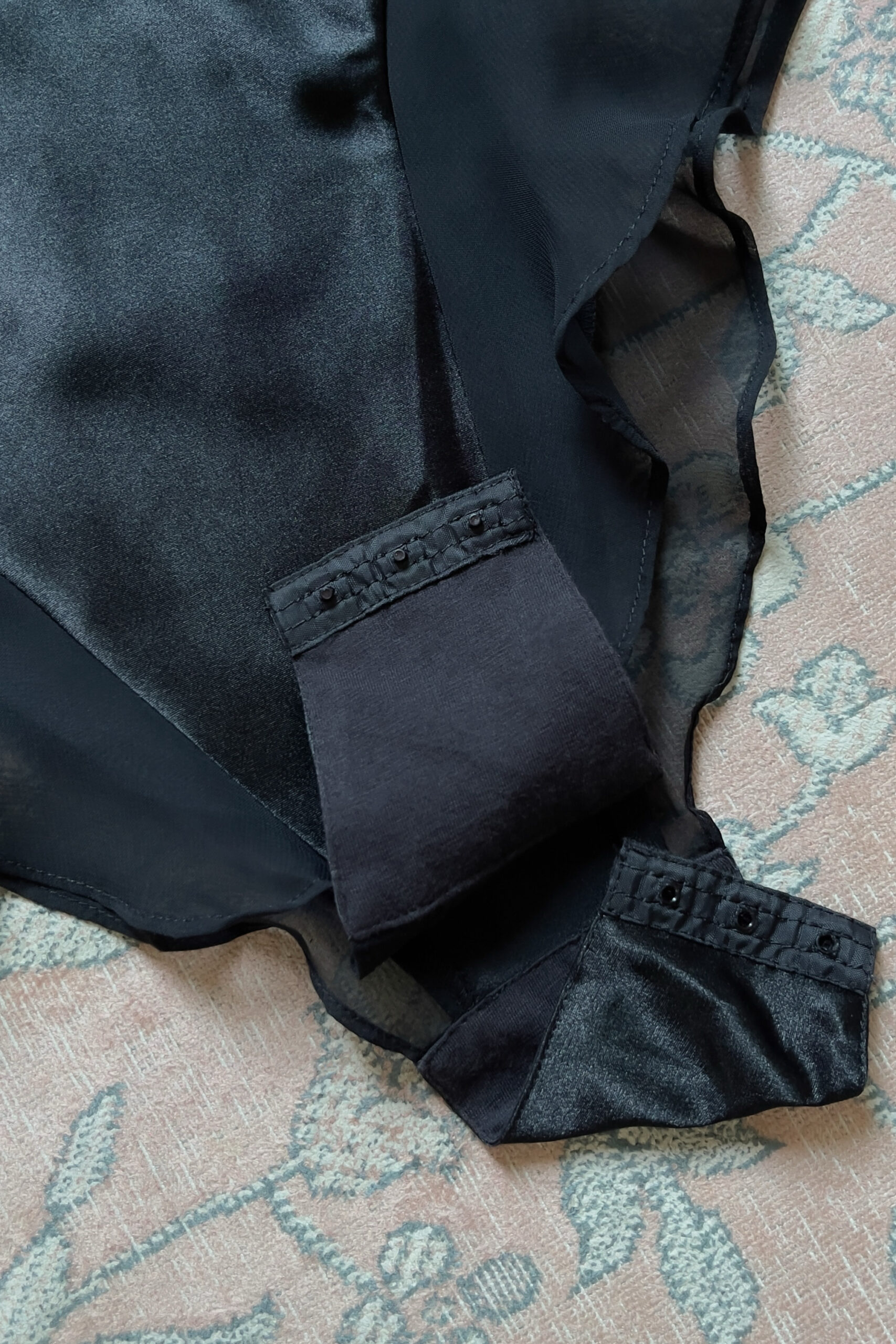 Vintage 1990s Black Satin Lace Bodysuit (S) - Image 9