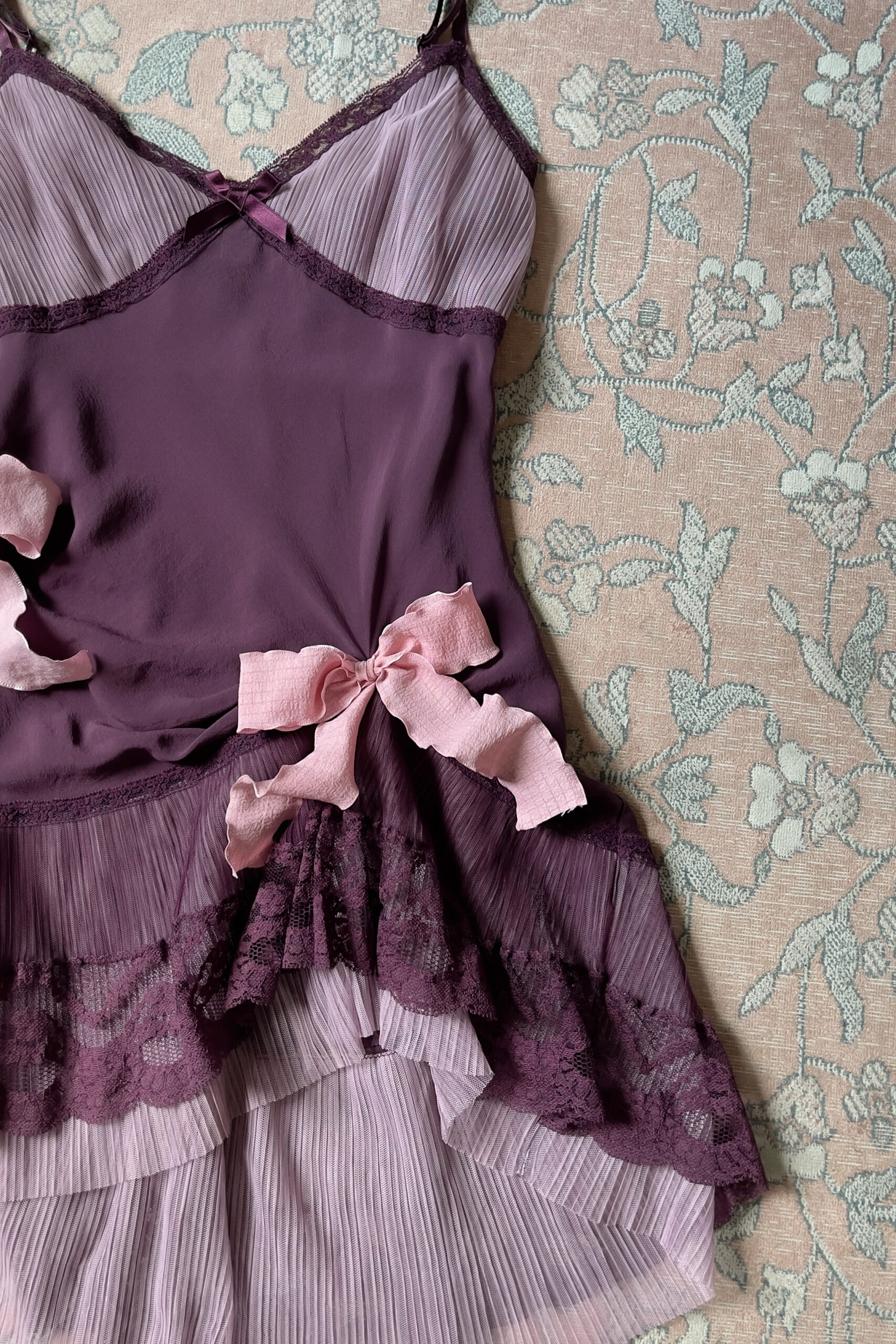 Vintage Deep Plum Silk Pleated Lace Mini Slip Dress (M) - Image 11