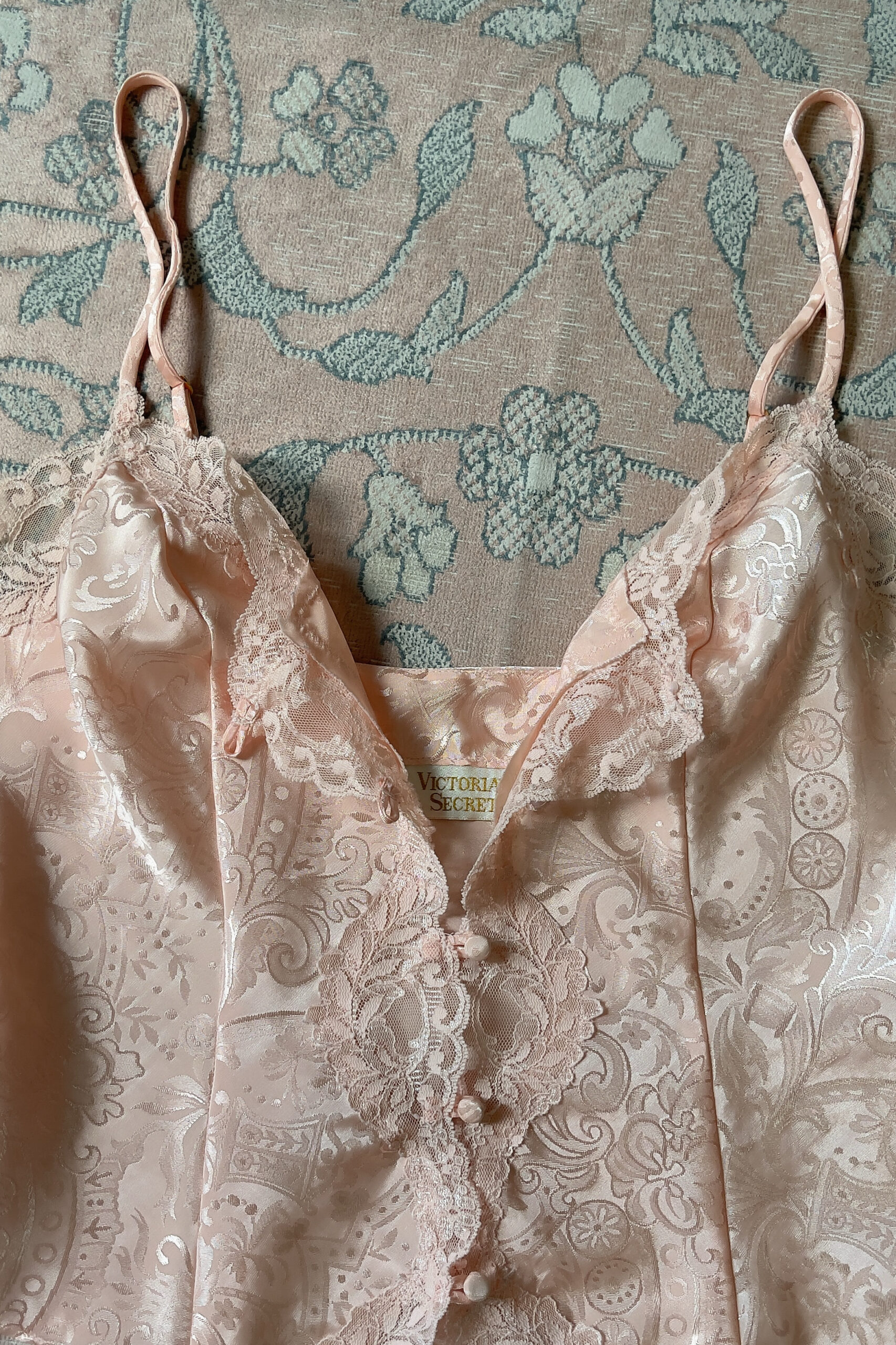 Vintage 1990s Soft Peach Jacquard Lace Camisole (M) - Image 5