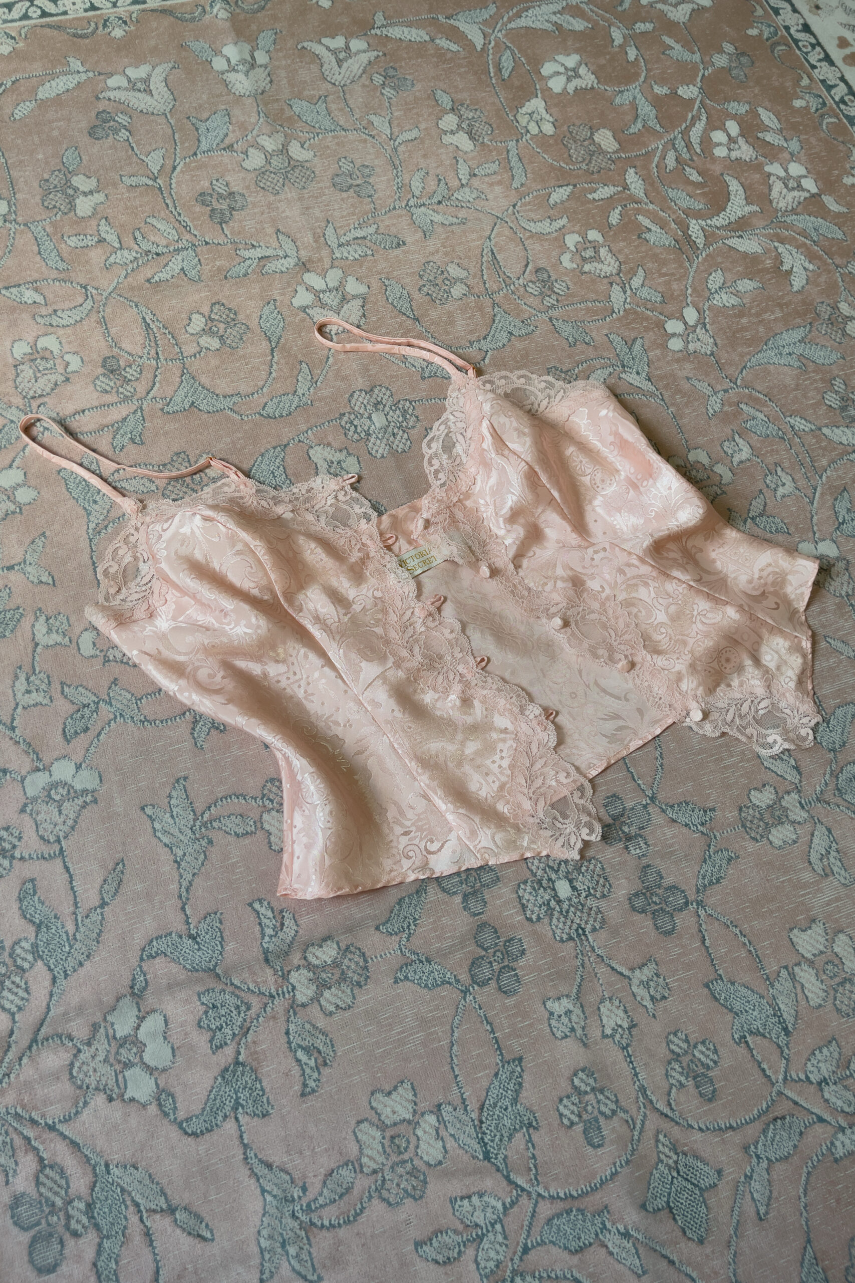 Vintage 1990s Soft Peach Jacquard Lace Camisole (M) - Image 6
