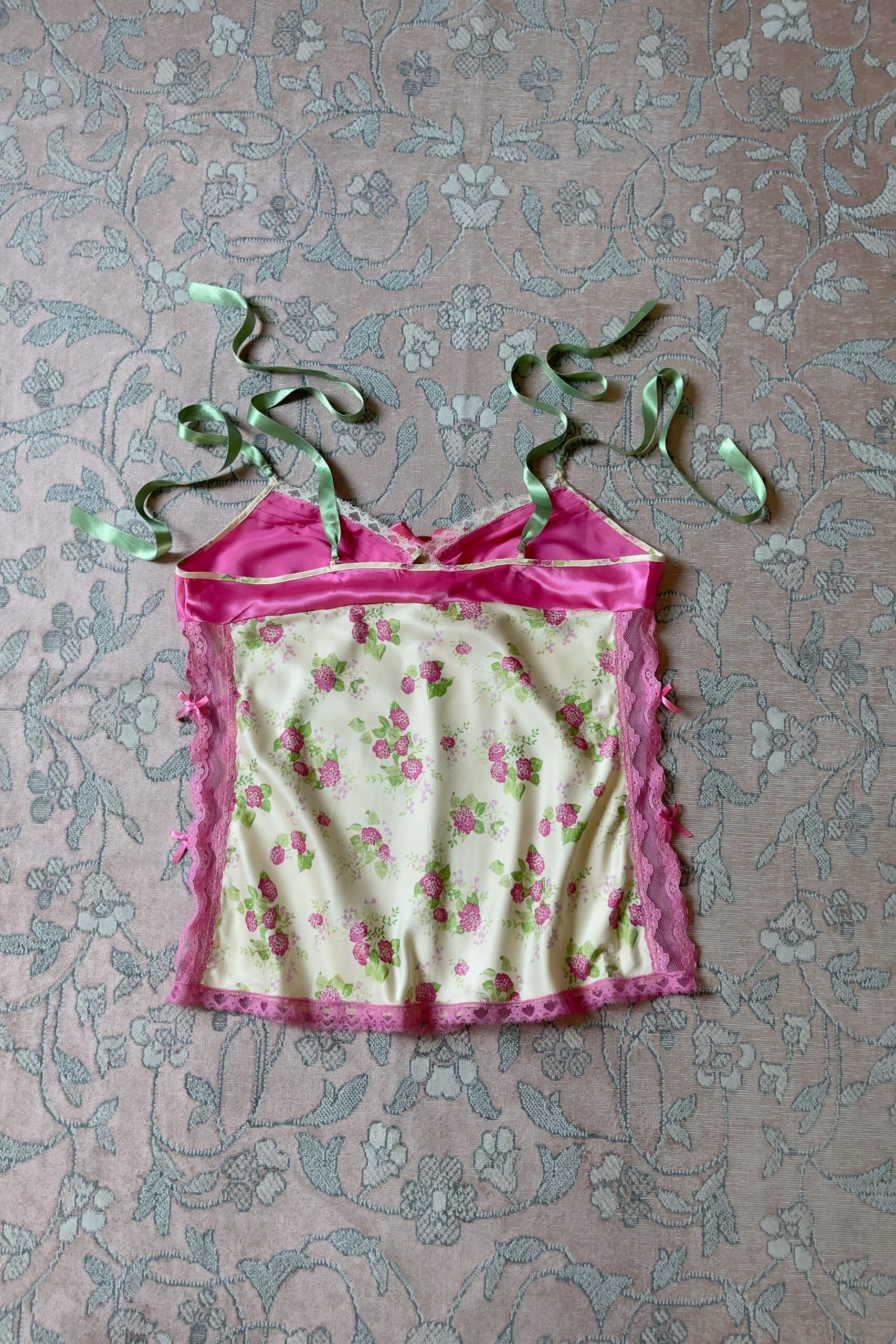 Vintage Y2K Cream Floral Satin Lace Camisole (M–L) - Image 13